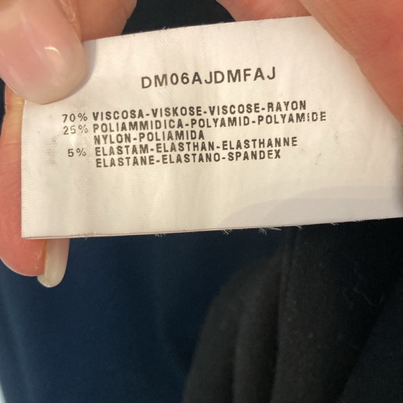 EUC Armani Collezioni stunning black sheath dress. Size 48. Made in Italy 🇮🇹 - Picture 7 of 11